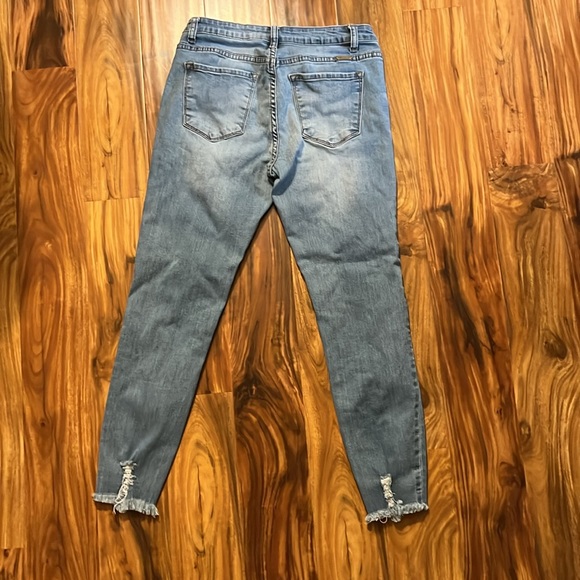 Kancan - Picture 2 of 4